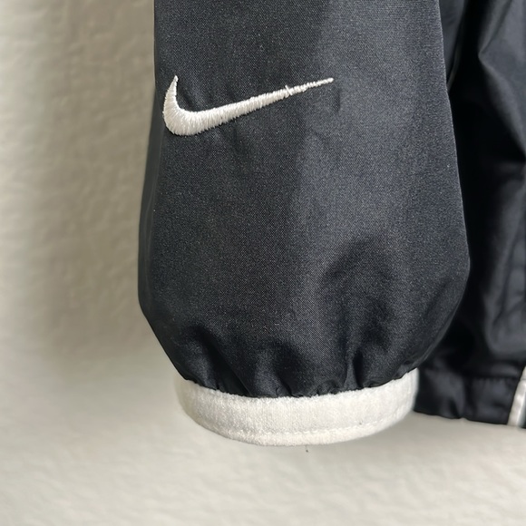 Nike Court Men's Jacket - Picture 3 of 7